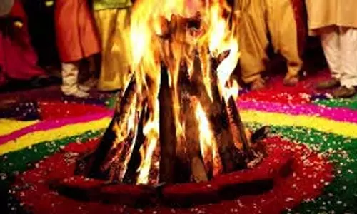 Lohri 2026 Date: लोहड़ी की परंपराएं, कथा और क्यों नवविवाहितों के लिए खास है यह पर्व