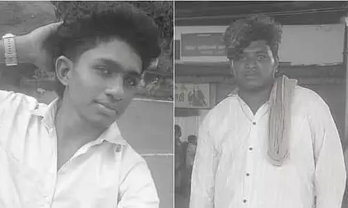 Mettur : मिनी वैन-मोटरसाइकिल की टक्कर कॉलेज के छात्रों समेत 3 लोगों की मौत