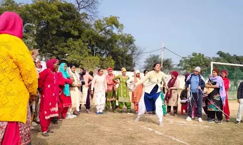 Fatehabad: 25 भूना गांवों की महिलाओं ने ट्रैक पर बाधाएं तोड़ी