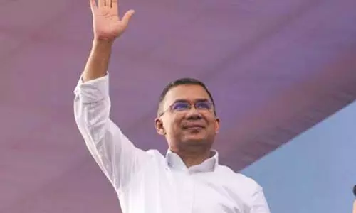 खालिदा जिया के बाद बेटे तारिक रहमान ने संभाली पार्टी की कमान, बने बीएनपी अध्यक्ष खालिदा जिया के बाद बेटे तारिक रहमान ने संभाली पार्टी की कमान, बने बीएनपी अध्यक्ष