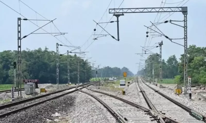 NFR ने तिनसुकिया-डिब्रूगढ़ और माकुम-लेडो रेल सेक्शन का इलेक्ट्रिफिकेशन पूरा किया NFR ने तिनसुकिया-डिब्रूगढ़ और माकुम-लेडो रेल सेक्शन का इलेक्ट्रिफिकेशन पूरा किया