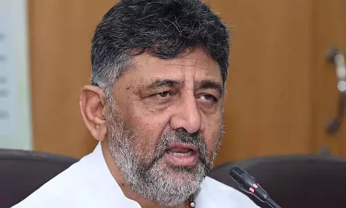 अपर कृष्णा प्रोजेक्ट पर केंद्र सहयोग नहीं कर रहा, पड़ोसी राज्य काम रोक रहे हैं: DK Shivakumar अपर कृष्णा प्रोजेक्ट पर केंद्र सहयोग नहीं कर रहा, पड़ोसी राज्य काम रोक रहे हैं: DK Shivakumar