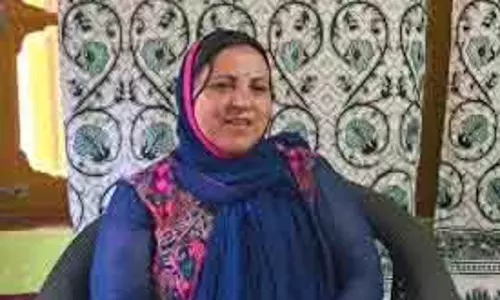 Sakina Itoo ने स्वास्थ्य अधिकारियों को प्रक्रियाओं को आसान बनाने और रुकावटें दूर करने के निर्देश दिए Sakina Itoo ने स्वास्थ्य अधिकारियों को प्रक्रियाओं को आसान बनाने और रुकावटें दूर करने के निर्देश दिए