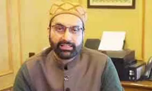 Dr. Farooq, CM Omar ने मीरवाइज रेयाज हमदानी की मां के निधन पर शोक जताया Dr. Farooq, CM Omar ने मीरवाइज रेयाज हमदानी की मां के निधन पर शोक जताया