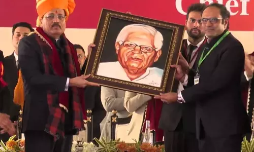 साइबर क्राइम से निपटने के लिए वकीलों को टेक-सैवी होना होगा CJI