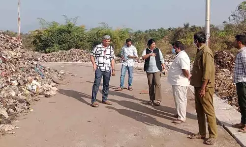Ramnagar : लोकायुक्त एसपी ने कचरा इकाई का दौरा किया Ramnagar : लोकायुक्त एसपी ने कचरा इकाई का दौरा किया