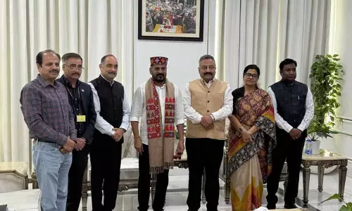 Himachal के मंत्री रोहित ठाकुर ने तेलंगाना का दौरा किया, शिक्षा में सहयोग की संभावना तलाशी Himachal के मंत्री रोहित ठाकुर ने तेलंगाना का दौरा किया, शिक्षा में सहयोग की संभावना तलाशी