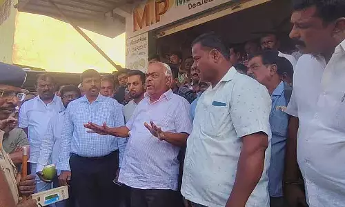 अगर व्यापारियों को परेशानी हुई तो हम चुप नहीं रहेंगे: Former MLA अगर व्यापारियों को परेशानी हुई तो हम चुप नहीं रहेंगे: Former MLA