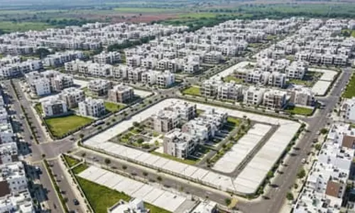 Lucknow: यूपी में बढ़े रोजगार विकल्प, युवाओं को नई राह Lucknow: यूपी में बढ़े रोजगार विकल्प, युवाओं को नई राह