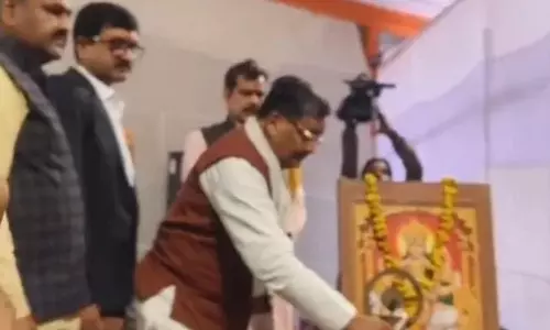Farrukhabad: रामनगरिया मेला में जयवीर सिंह ने किया प्रदर्शनी का उद्घाटन