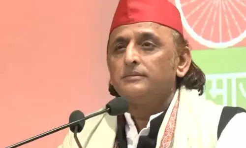 अखिलेश यादव ने Lucknow के बाद यूपी की मसौदा मतदाता सूची पर चुनाव आयोग की विश्वसनीयता पर सवाल उठाया