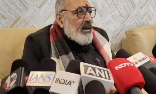 ममता बनर्जी बंगाल को बांग्लादेश बनाना चाहती हैं: Giriraj Singh