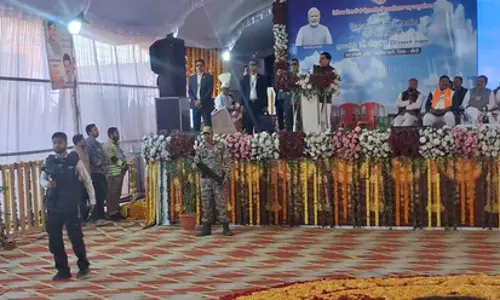 आदिवासी लड़की को CM मोहन यादव का समर्थन, आर्थिक मदद का आश्वासन