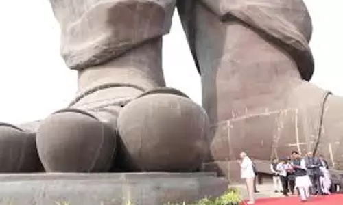 Farrukhabad: लौह पुरुष की प्रतिमा स्थापना को जहानगंज में समर्थन Farrukhabad: लौह पुरुष की प्रतिमा स्थापना को जहानगंज में समर्थन