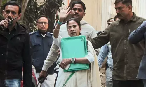 आई-पैक छापेमारी: सुप्रीम कोर्ट पहुंचा मामला, ED ने कहा- एजेंसी के अधिकार को राज्य मशीनरी ने रोका, CBI जांच की मांग