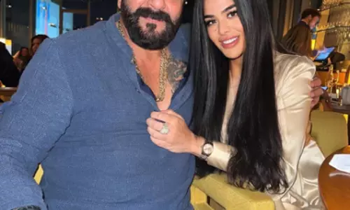 Sanjay दत्त की बेटी त्रिशाला ने जीवन में सीमाओं और संतुलन बनाए रखने की बात कही Sanjay दत्त की बेटी त्रिशाला ने जीवन में सीमाओं और संतुलन बनाए रखने की बात कही