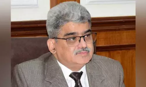 JAMMU: मुख्य सचिव ने प्रमुख स्वास्थ्य बुनियादी ढांचा परियोजनाओं की प्रगति की समीक्षा की JAMMU: मुख्य सचिव ने प्रमुख स्वास्थ्य बुनियादी ढांचा परियोजनाओं की प्रगति की समीक्षा की