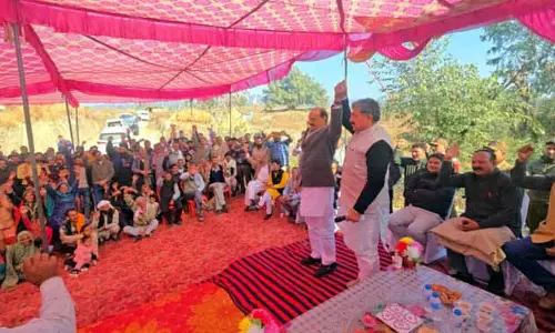 जुगल, स्लाथिया ने ग्रामीण कनेक्टिविटी के लिए PMGSY को गेम चेंजर बताया