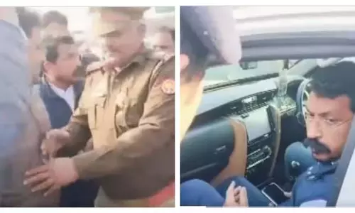 BREAKING: मेरठ जा रहे चंद्रशेखर आज़ाद को गाजीपुर बॉर्डर पर पुलिस ने रोका BREAKING: मेरठ जा रहे चंद्रशेखर आज़ाद को गाजीपुर बॉर्डर पर पुलिस ने रोका