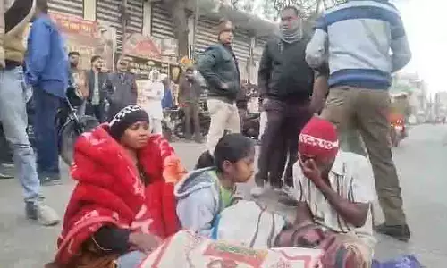 Sehore में हाईवे पर नवजात बेटी का अंतिम संस्कार किया गया Sehore में हाईवे पर नवजात बेटी का अंतिम संस्कार किया गया