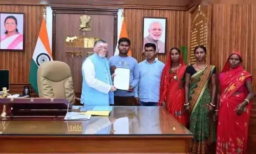 Jharkhand के 5 मज़दूर नाइजर में 8 महीने कैद रहने के बाद आज़ाद हुए
