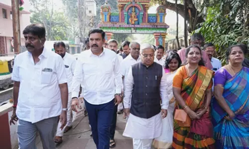 सोमनाथ मंदिर पुनर्निर्माण पर कर्नाटक BJP ने उठाया सवाल सोमनाथ मंदिर पुनर्निर्माण पर कर्नाटक BJP ने उठाया सवाल