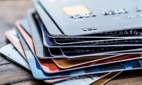 आपका पहला credit card आपकी फाइनेंशियल लाइफ बना या बिगाड़ सकता आपका पहला credit card आपकी फाइनेंशियल लाइफ बना या बिगाड़ सकता