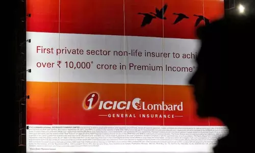 ICICI लोम्बार्ड के कर्मचारी ने WhatsApp पर Q3 के ड्राफ्ट नतीजे लीक किए ICICI लोम्बार्ड के कर्मचारी ने WhatsApp पर Q3 के ड्राफ्ट नतीजे लीक किए