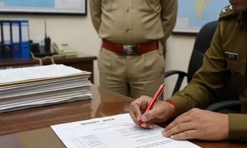 CG BREAKING: 38 पुलिसकर्मियों का ट्रांसफर, 3 उप निरीक्षक, 8 ASI और 27 प्रधान आरक्षक शामिल CG BREAKING: 38 पुलिसकर्मियों का ट्रांसफर, 3 उप निरीक्षक, 8 ASI और 27 प्रधान आरक्षक शामिल