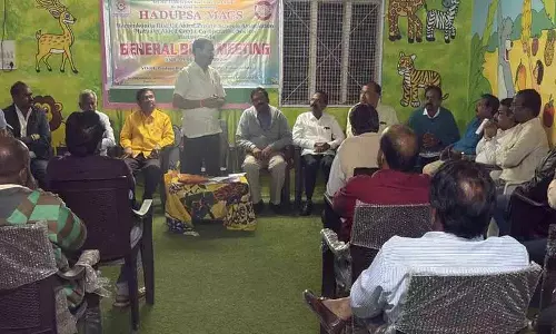 Dasyam Vinay Bhaskar ने जीवनयापन के लिए बचत समितियों के गठन की वकालत की Dasyam Vinay Bhaskar ने जीवनयापन के लिए बचत समितियों के गठन की वकालत की