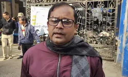 Cooch Behar के बाद बालुरघाट नगर पालिका चेयरमैन ने इस्तीफा दिया Cooch Behar के बाद बालुरघाट नगर पालिका चेयरमैन ने इस्तीफा दिया