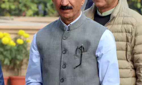 Himachal 1,000 पेट्रोल टैक्सियों की जगह इलेक्ट्रिक गाड़ियां लगाएगा