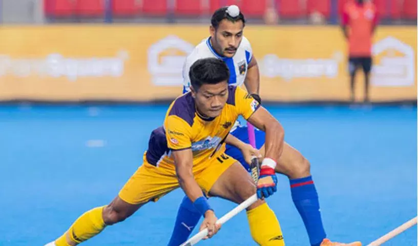 सूरमा हॉकी क्लब ने HIL 2025-26 में हैदराबाद तूफान्स को शूटआउट में हराया सूरमा हॉकी क्लब ने HIL 2025-26 में हैदराबाद तूफान्स को शूटआउट में हराया