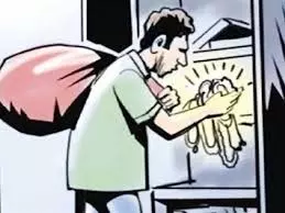 UP News: बंद मकान से 50 लाख रुपये के आभूषण ले उड़े चोर UP News: बंद मकान से 50 लाख रुपये के आभूषण ले उड़े चोर
