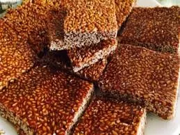 Til Pak Recipe: सर्दियों की ये डिश सेहत के साथ स्वाद का भी रखेगी ख्याल Til Pak Recipe: सर्दियों की ये डिश सेहत के साथ स्वाद का भी रखेगी ख्याल