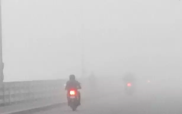 छत्तीसगढ़ में इस साल ठंड कुछ ज्यादा ही, गलन की स्थिति से लोग परेशान छत्तीसगढ़ में इस साल ठंड कुछ ज्यादा ही, गलन की स्थिति से लोग परेशान