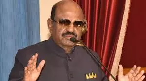 Kolkata: जान से मारने की धमकी पर राज्यपाल का कड़ा संदेश Kolkata: जान से मारने की धमकी पर राज्यपाल का कड़ा संदेश