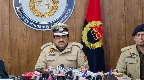 Gurugram : पुलिस ने स्टेशनों का पता लगाने में मदद के लिए व्हाट्सएप चैटबॉट लॉन्च किया Gurugram : पुलिस ने स्टेशनों का पता लगाने में मदद के लिए व्हाट्सएप चैटबॉट लॉन्च किया