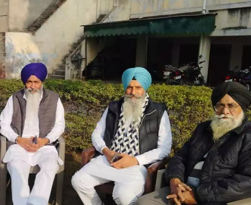 Kurukshetra बजट पास होने को लेकर HSGMC में वाकयुद्ध तेज Kurukshetra बजट पास होने को लेकर HSGMC में वाकयुद्ध तेज