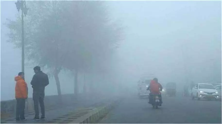 Jharkhand Weather: कड़ाके की ठंड, कई जिलों में ऑरेंज अलर्ट जारी Jharkhand Weather: कड़ाके की ठंड, कई जिलों में ऑरेंज अलर्ट जारी