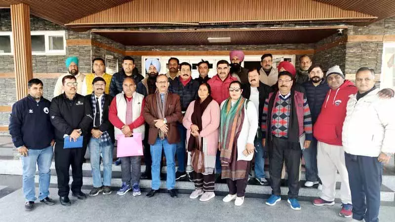 MLA Satti ने ऊना में भाजपा के संगठनात्मक ढांचे की समीक्षा की MLA Satti ने ऊना में भाजपा के संगठनात्मक ढांचे की समीक्षा की