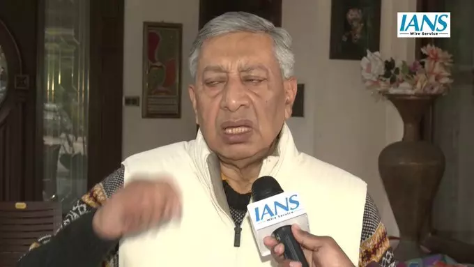 जम्मू-कश्मीर में फैसले जरूरत से नहीं, संतुलन के दबाव में होते हैं: वैद जम्मू-कश्मीर में फैसले जरूरत से नहीं, संतुलन के दबाव में होते हैं: वैद