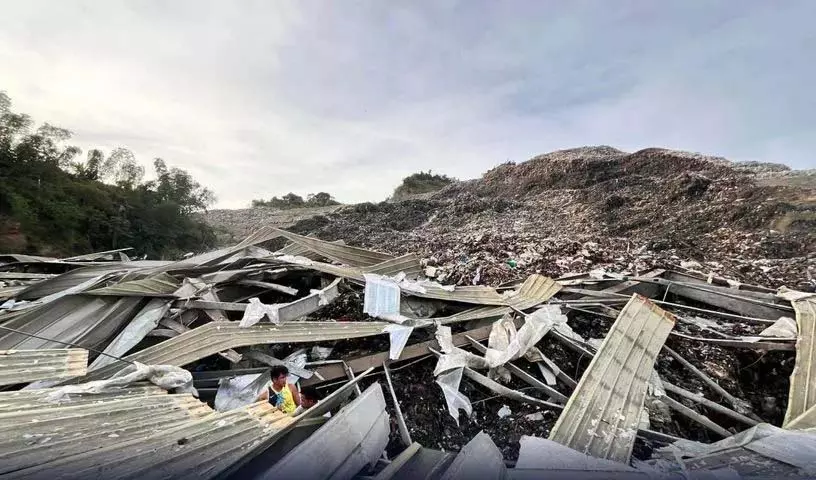 Philippines में लैंडफिल ढहने से मरने वालों की संख्या बढ़ी, 34 के फंसे होने की आशंका Philippines में लैंडफिल ढहने से मरने वालों की संख्या बढ़ी, 34 के फंसे होने की आशंका