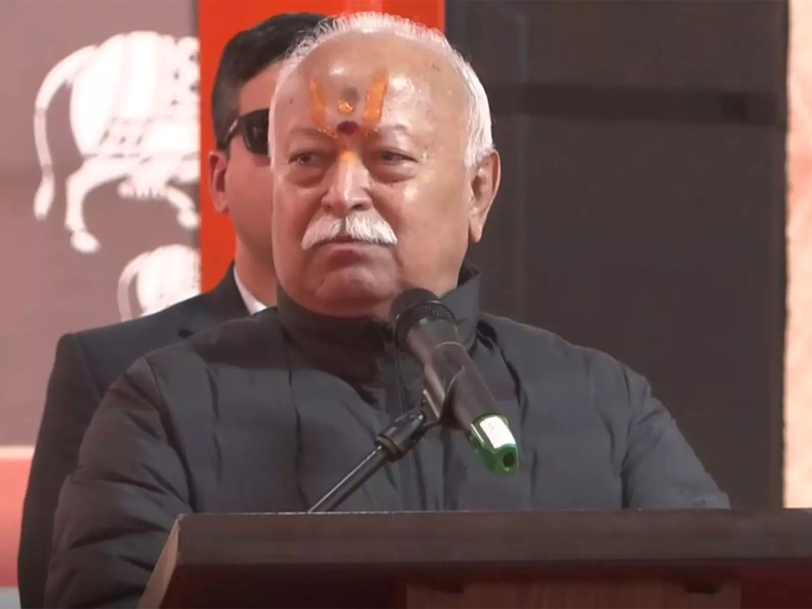 RSS प्रमुख मोहन भगवत ने वृंदावन में सनातन संस्कृति महोत्सव में यह बात कही RSS प्रमुख मोहन भगवत ने वृंदावन में सनातन संस्कृति महोत्सव में यह बात कही