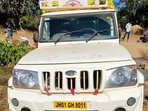 झारखंड से छत्तीसगढ़ लाते समय 30 क्विंटल अवैध धान पकड़ा, ड्राइवर फरार झारखंड से छत्तीसगढ़ लाते समय 30 क्विंटल अवैध धान पकड़ा, ड्राइवर फरार