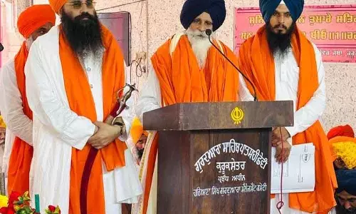 Kurukshetra सिख गुरुद्वारा मैनेजमेंट के सदस्य एक-दूसरे के खिलाफ क्यों खड़े हैं?