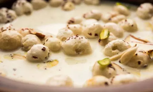 Lohri Special Recipe: लोहड़ी पर आसान विधि से बनाएं गुड़ की ये खास मिठाई Lohri Special Recipe: लोहड़ी पर आसान विधि से बनाएं गुड़ की ये खास मिठाई