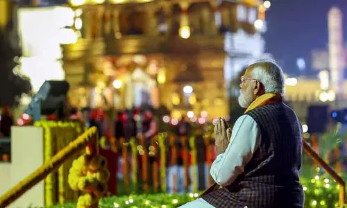 PM Modi ने सोमनाथ स्वाभिमान पर्व के तहत शौर्य यात्रा का नेतृत्व किया PM Modi ने सोमनाथ स्वाभिमान पर्व के तहत शौर्य यात्रा का नेतृत्व किया