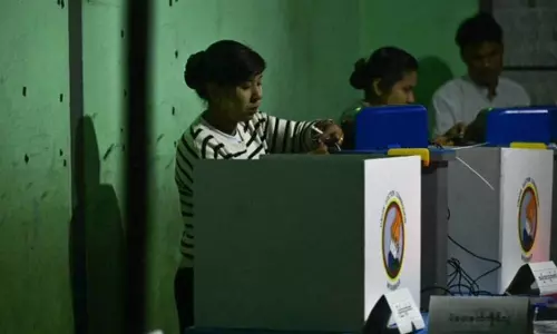 Yangon: म्यांमार में सशस्त्र संघर्ष के बीच दूसरे दौर के चुनाव हुए