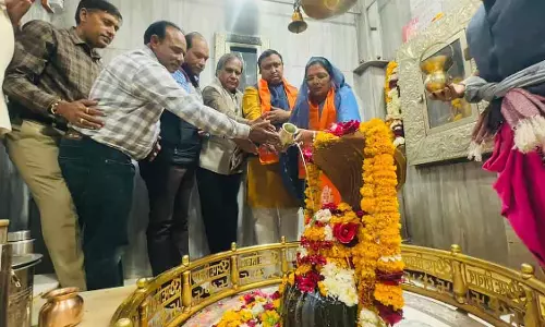 MP : धार में भाजपा कार्यकर्ताओं ने सोमनाथ मंदिर की वर्षगांठ मनाई MP : धार में भाजपा कार्यकर्ताओं ने सोमनाथ मंदिर की वर्षगांठ मनाई